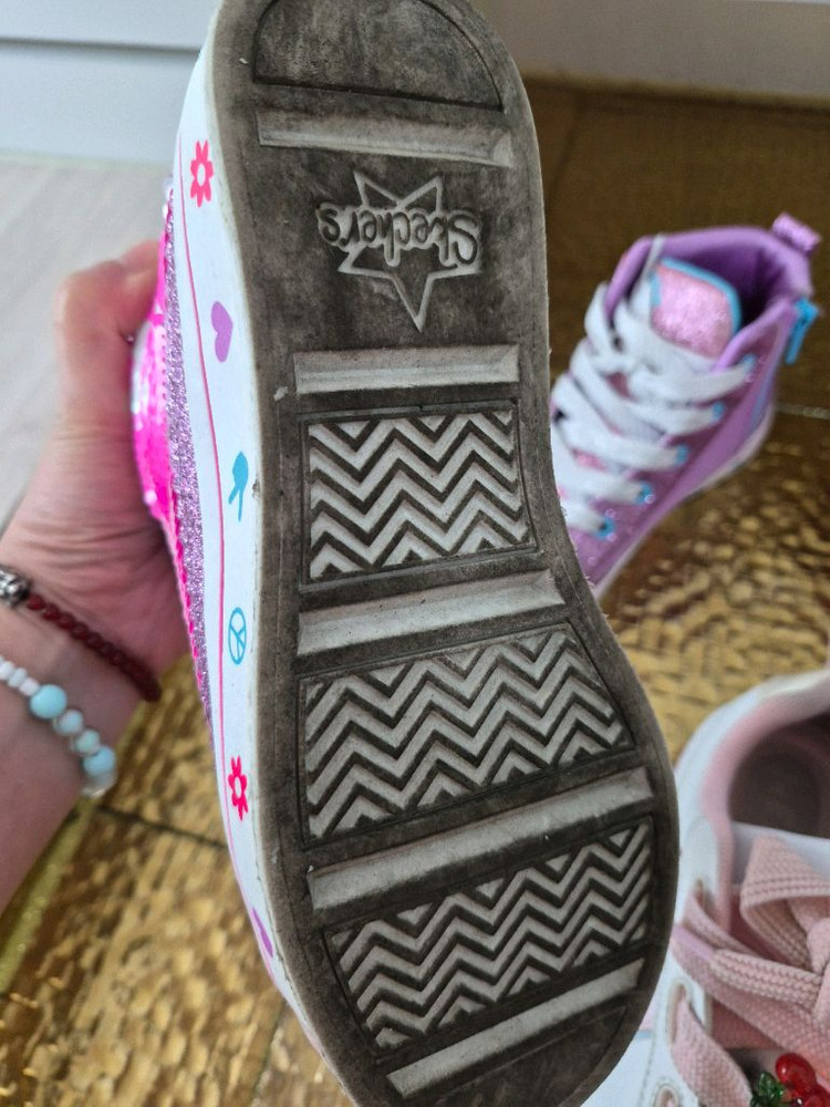 여아신발 일괄판매(스케쳐스, 아디다스, GAP, 네파, 나이키)--3