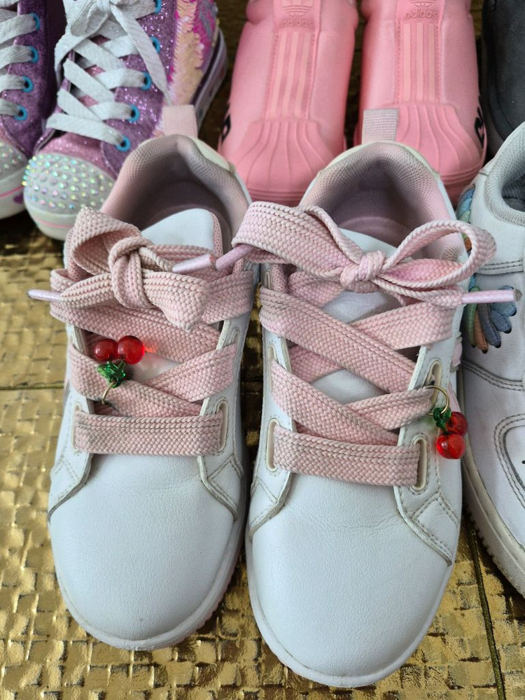 여아신발 일괄판매(스케쳐스, 아디다스, GAP, 네파, 나이키)--7