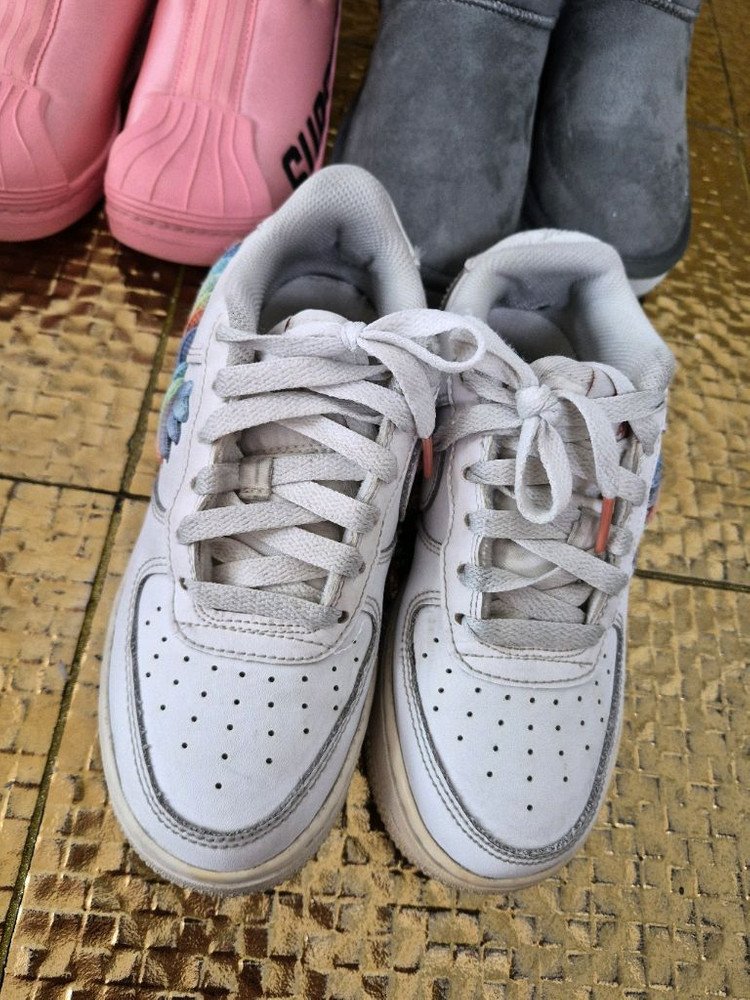 여아신발 일괄판매(스케쳐스, 아디다스, GAP, 네파, 나이키)--9