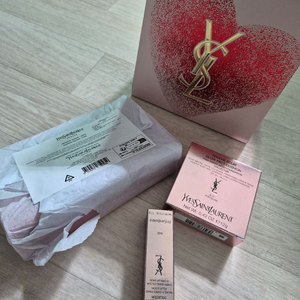 입생로랑 글로우 팩트쿠션, 러브샤인 캔디 글로우, 파우치 일괄판매