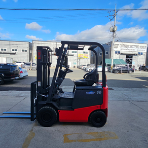 초특가 진단보증 배터리 2020년식 니찌유 신형 좌식 1.5톤 전동지게차 3m 600만