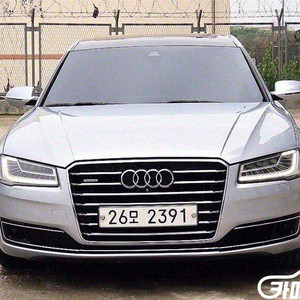 [아우디]뉴A8 60 TFSI 콰트로 LWB #3월급매 이미지