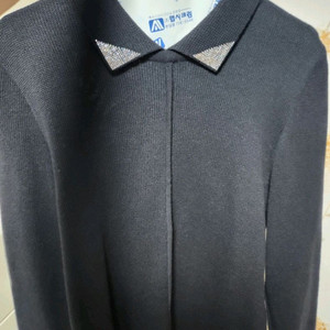 구찌 스팽글카라 캐시미어 니트