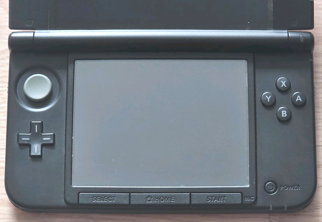 닌텐도 3DS XL 구큰다수 레드 (국내판) 사진, 영상 확인--4