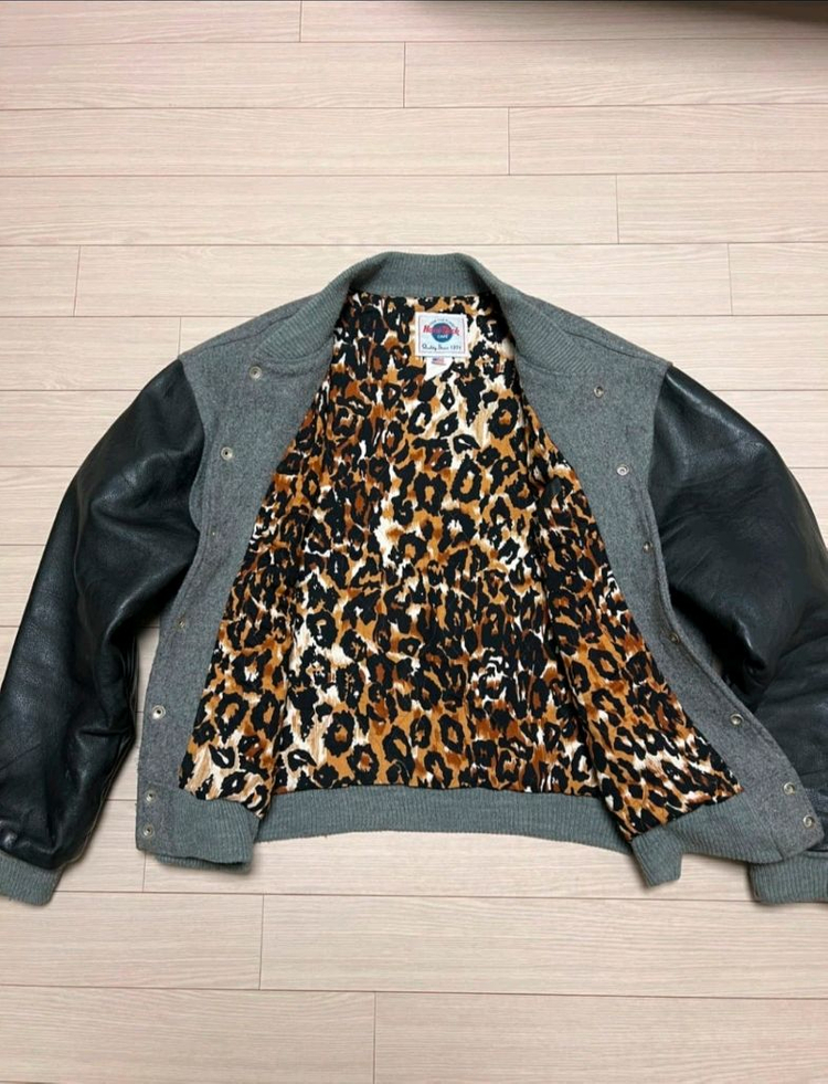 호놀룰루 한정판 봄버 바시티 자켓--17