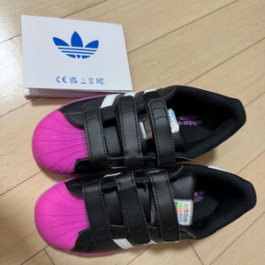아디다스 슈퍼스타 키즈 LED 운동화 210사이즈 새거
