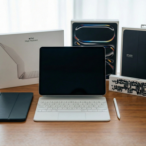 아이패드 프로 m4 13인치 기본형 실버, 매직키보드, 애플팬슬 프로