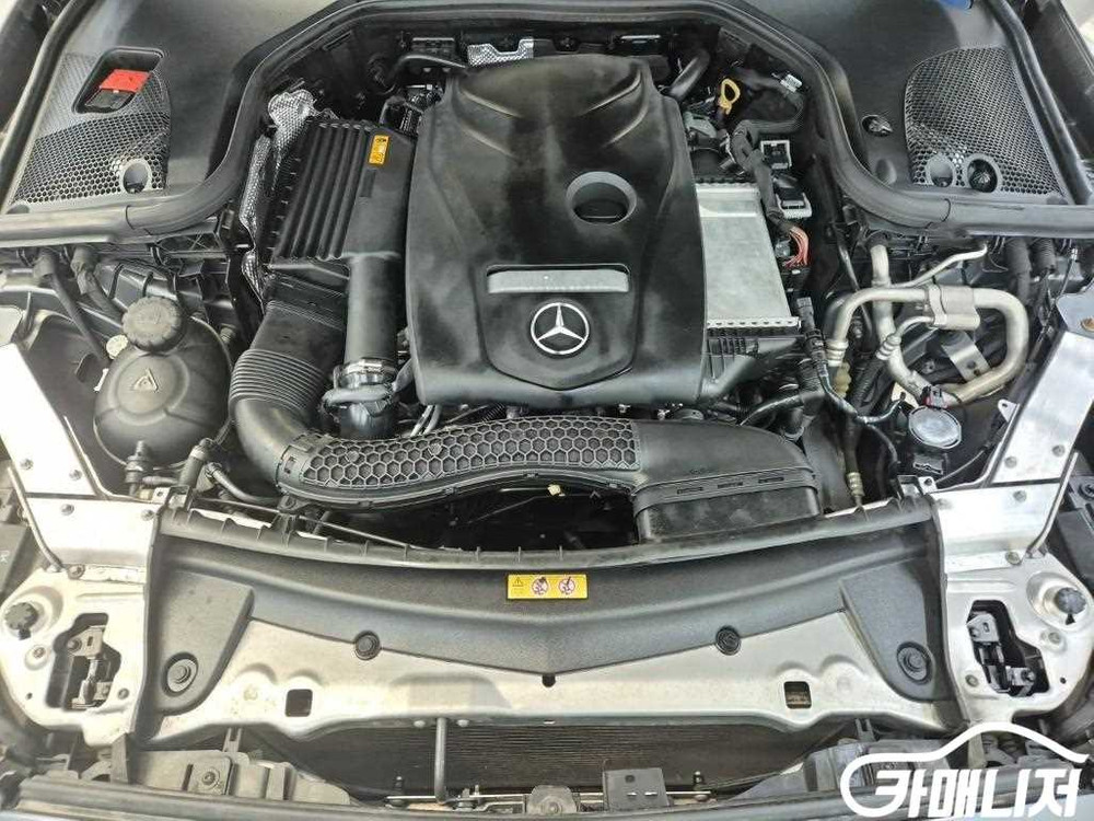 [벤츠]E-클래스 W213 E300 아방가르드 (5인승) #3월급매--4