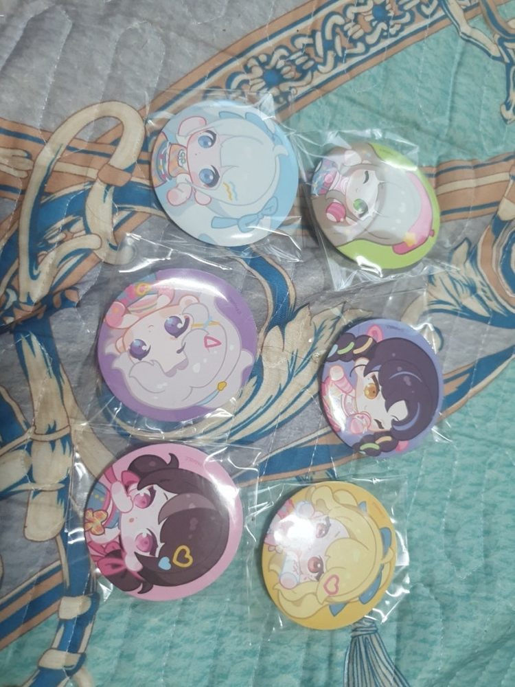 이세계 아이돌 팝업스토어 굿즈 이미지