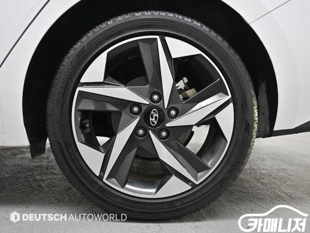 [현대]아반떼 (CN7) 1.6 인스퍼레이션 #3월급매--4