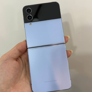 무잔상)갤럭시Z플립4 블루 256GB Y1579 이미지