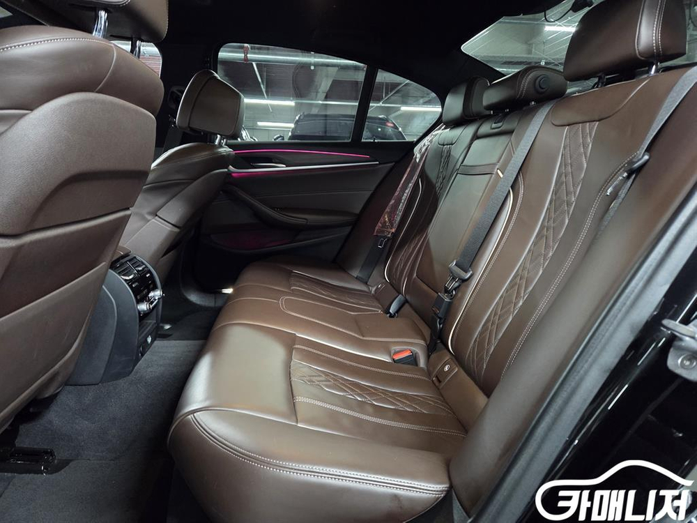 [BMW]5시리즈 (G30) 520d xDrive M 스포츠 플러스 #3월급매--9
