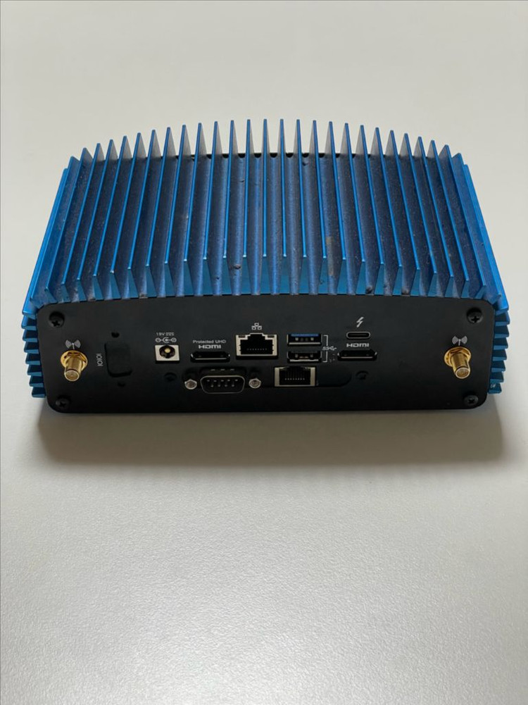 인텔 누크 미니 pc 무소음 NUC8 v5 PNF--2