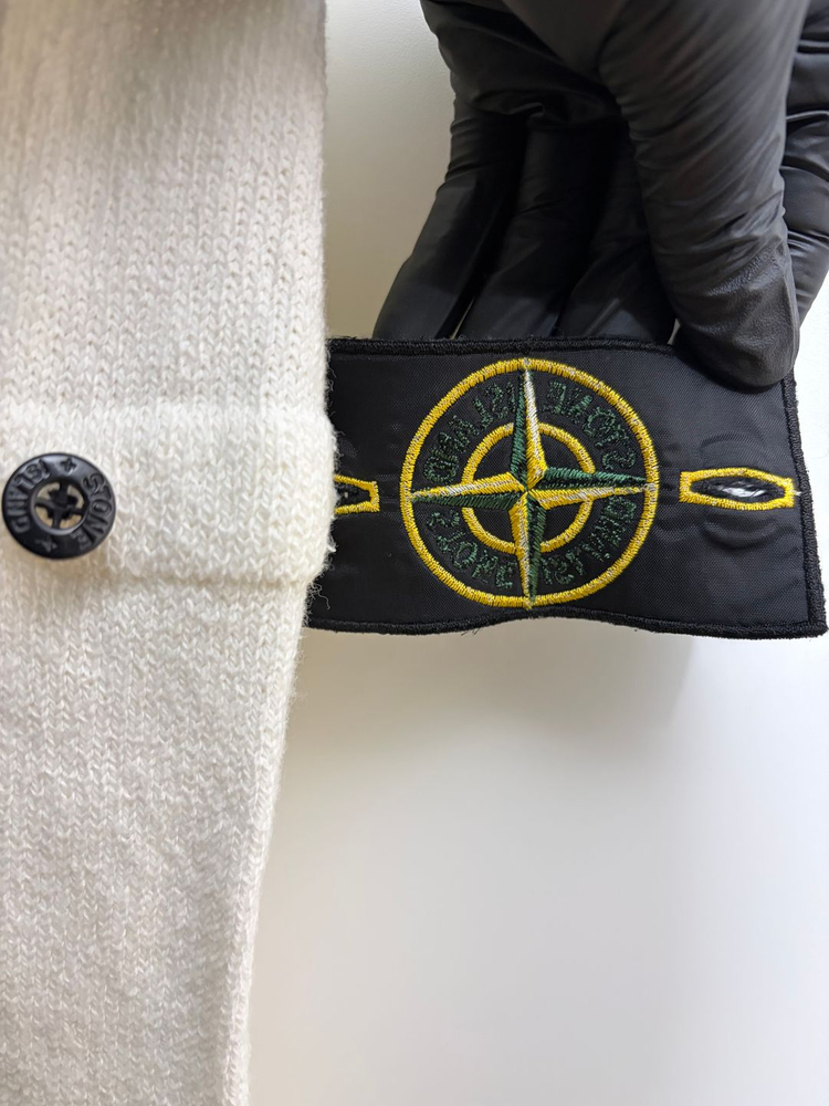 스톤아일랜드 아이보리 가디건 이미지