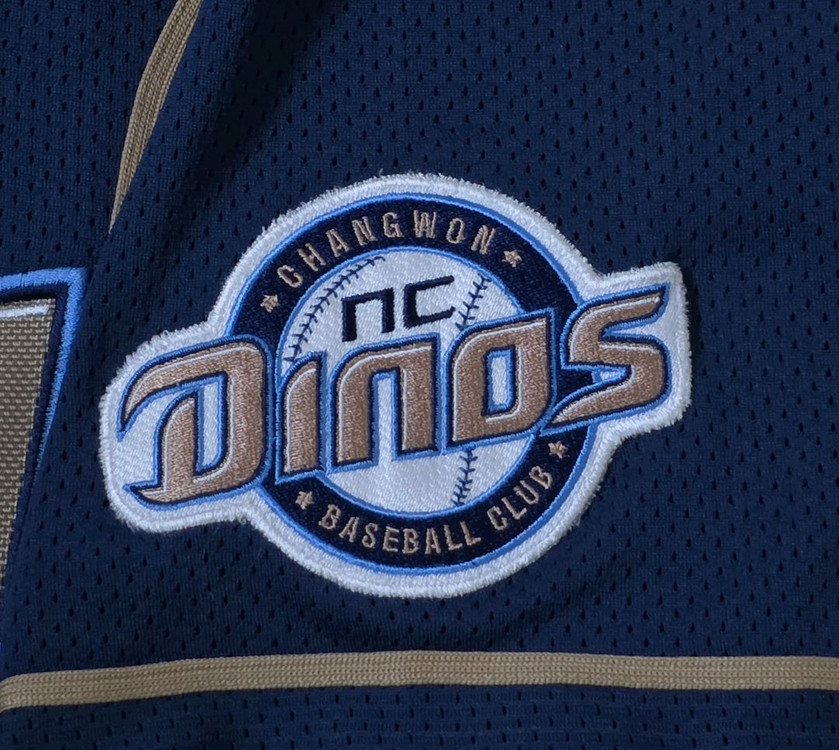 [90] NC다이노스 원정 유니폼(이종욱)--2