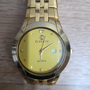 남여공용 골드 시계