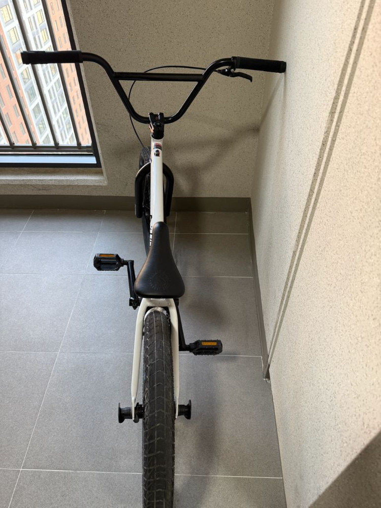 BMX 선데이 블루프린트 20.5인치 유광화이트 판매합니다. SUNDAY BLUEPRINT 20.5TT BMX Gl--2