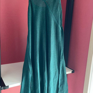 COMPAGNA 꼼빠니아 그린 민소매 니트 롱원피스 55