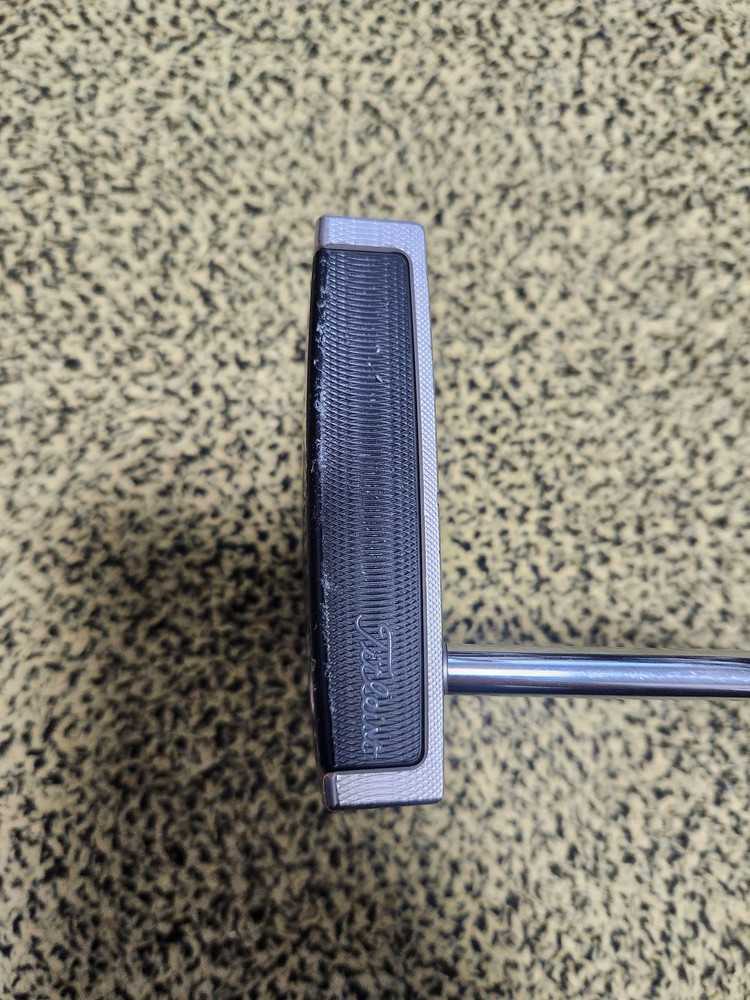 타이틀리스트 스카티카메론 퓨츄라 7M 퍼터 34인치 이미지