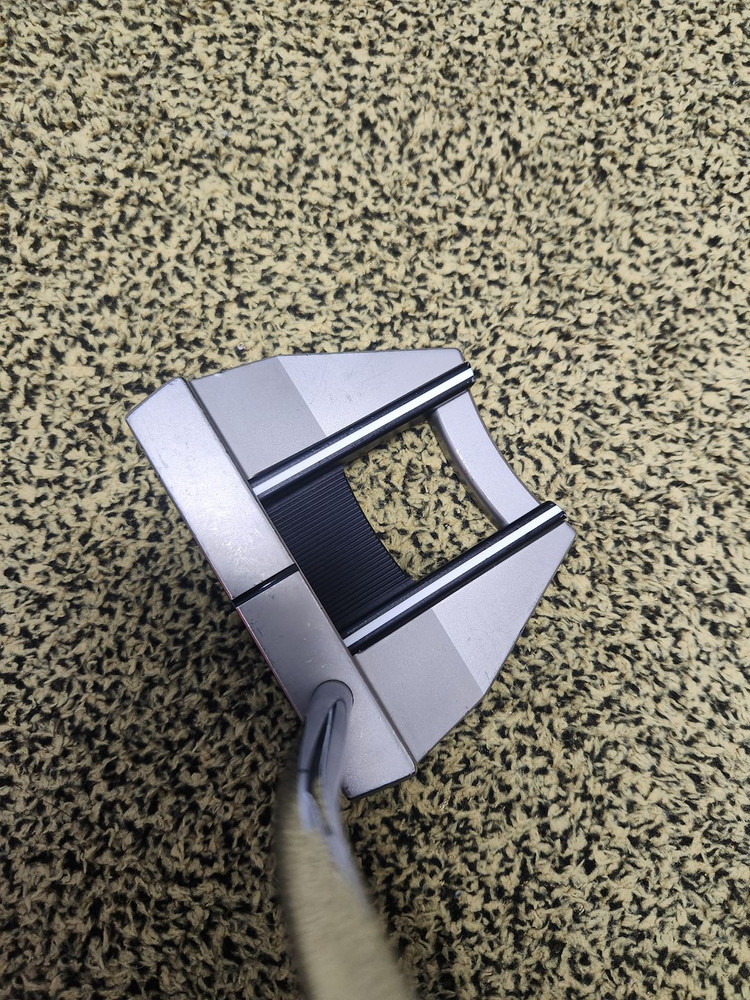 타이틀리스트 스카티카메론 퓨츄라 7M 퍼터 34인치 이미지