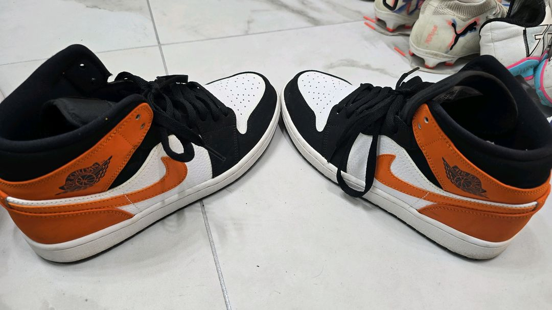 조던1 미드 쉐터드 백보드 265 이미지