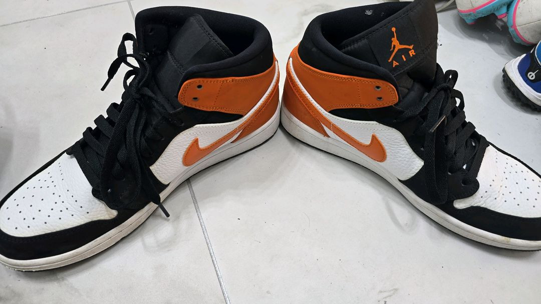 조던1 미드 쉐터드 백보드 265 이미지