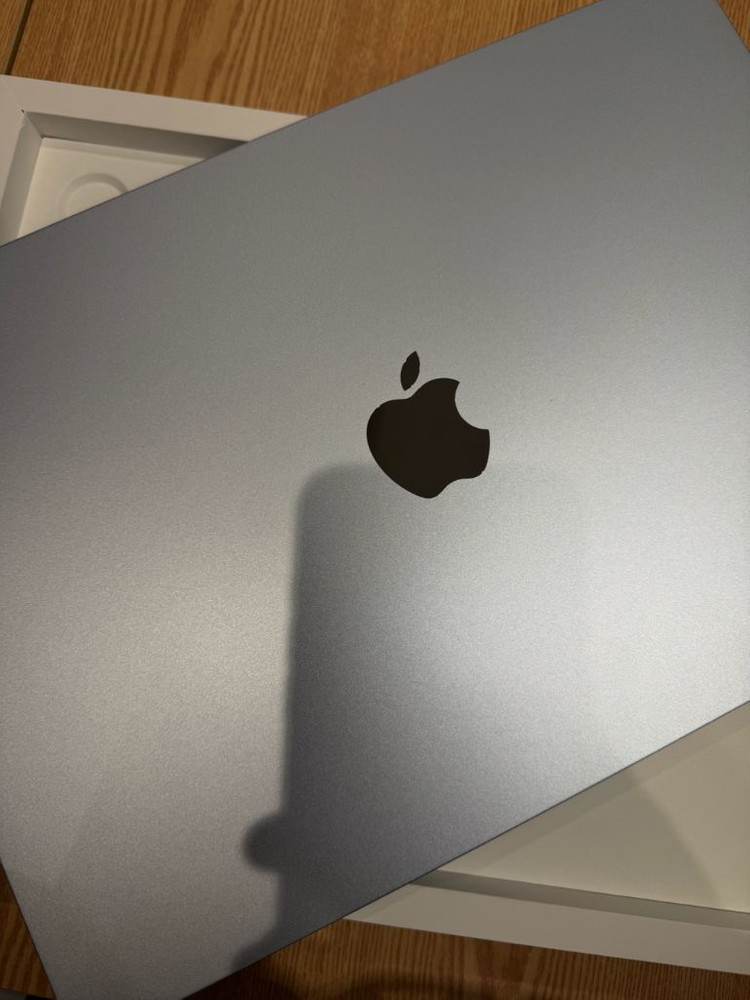 맥북에어m4 15인치 충싸2회 스카이블루 팝니다--2