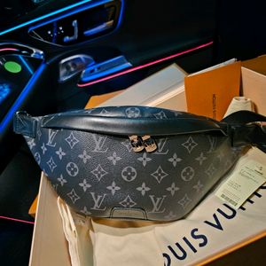 루이비통 이클립스 디스커버리 범백 크로스백 신형