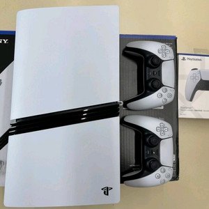 플스5 프로+듀얼센스 2개 -거의 새상품