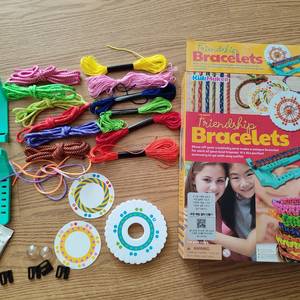 KidzMaker 우정 팔찌 만들기 세트(미사용)
