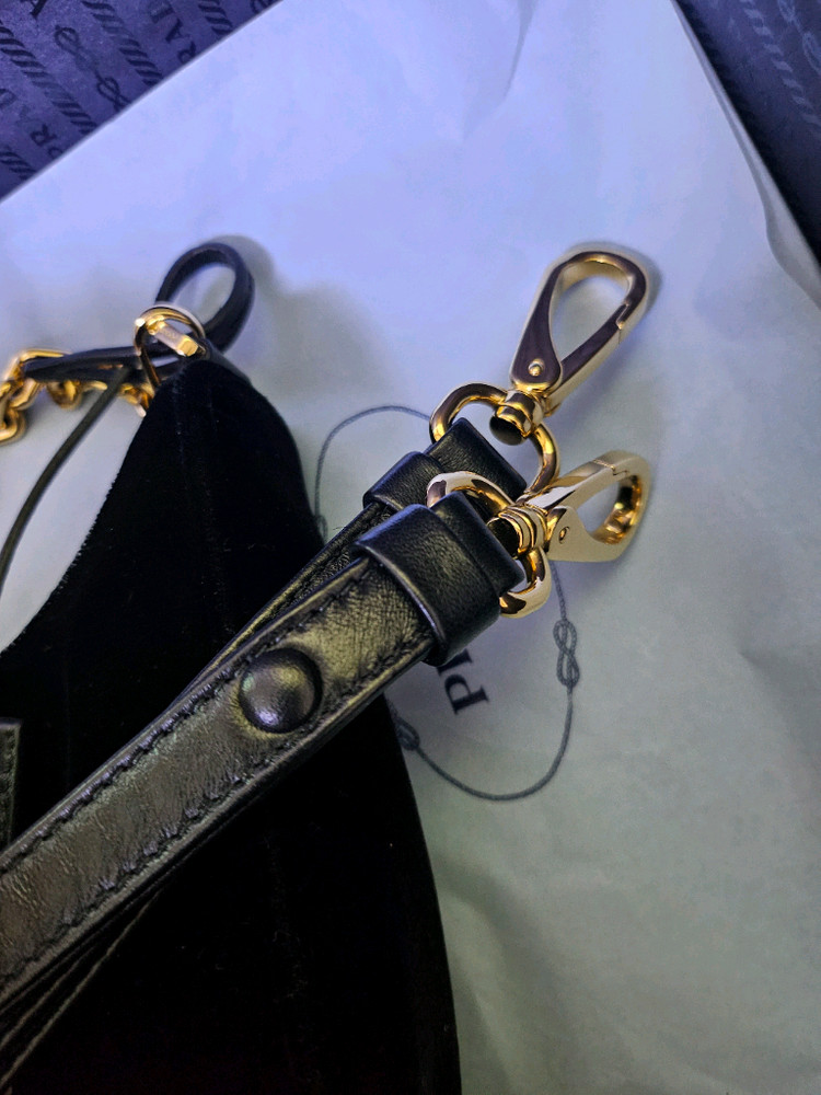 프라다 벨벳 호보백(새상품)--5