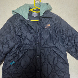 뉴발란스키즈 경량패딩140+탑텐키즈 경량패딩140 일괄