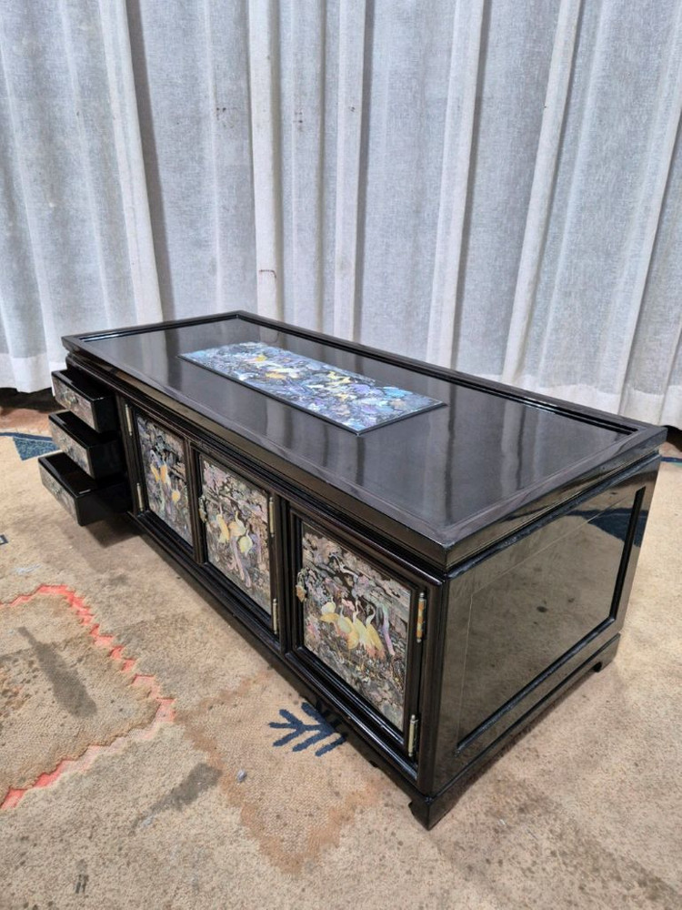 전통고가구 인테리어 자개문갑 이미지