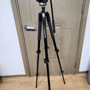 Manfrotto 190DXB 삼각대 + 701HDV 헤드