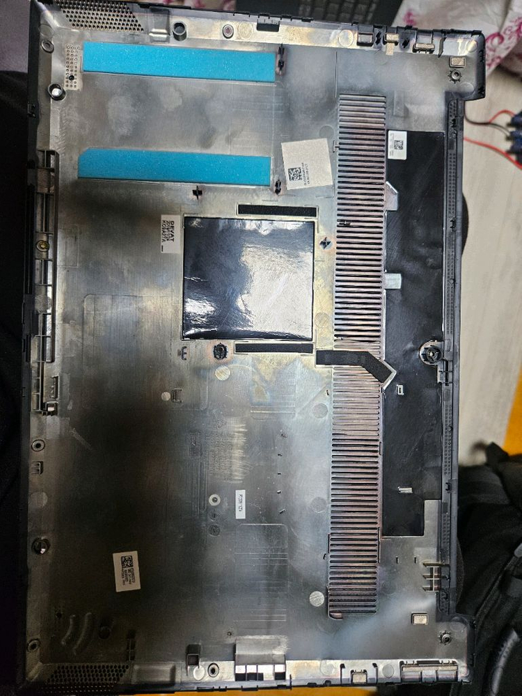 ldeaPad s340-15API 하판 이미지