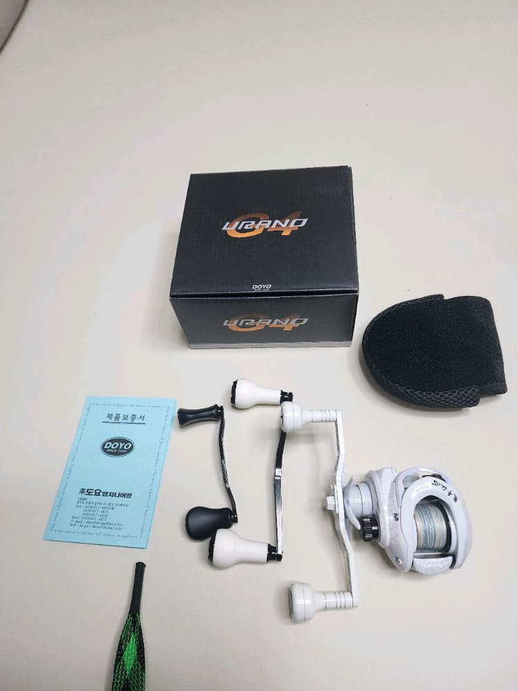 아일랜드 V2 146 + 도요 우라노G4 화이트 도색 5점 좌핸 팝니다 이미지