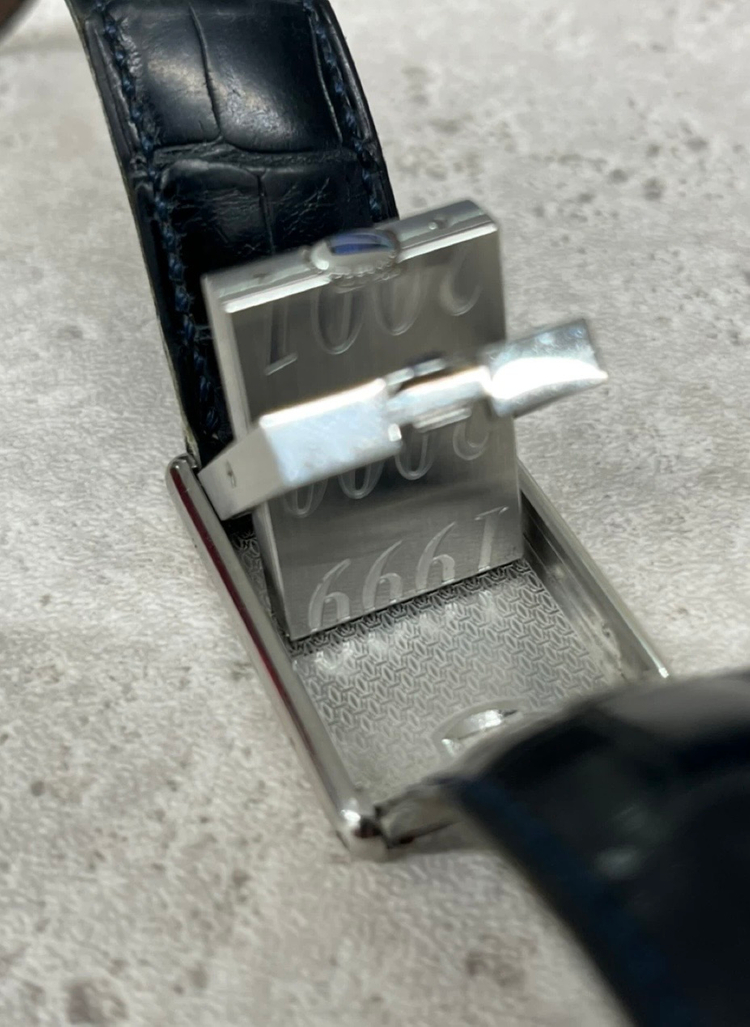 까르띠에 바스쿨란트 시계(남성용)--5