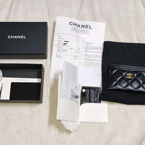 샤넬 클래식 블랙 카드슬롯 AP0213