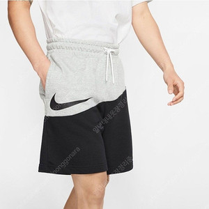 나이키 스포츠웨어 스우시 반바지 M(31-33) 이미지