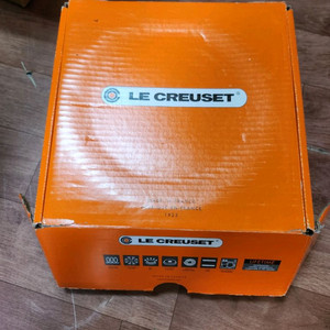 르쿠르제 레드 22 무쇠 냄비 미사용 경기광주 택배가능