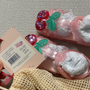 콩제슬래드 체리샌들 23사이즈