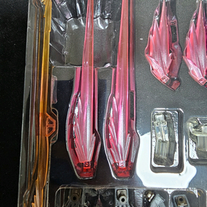 메탈빌드 데스티니 +빛의날개 (하이네버전)