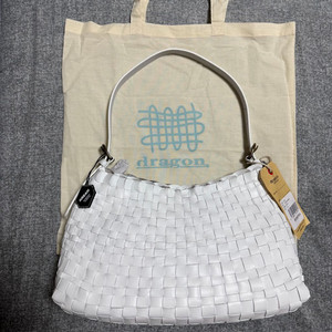 (새상품 정품) 드래곤디퓨전 드래곤디퓨젼 호보 셀비지 8170 숄더백 가방 화이트