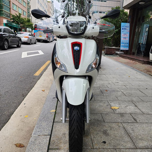 피아지오 메들리 125 22년 재고 신차 판매합니다. 이미지