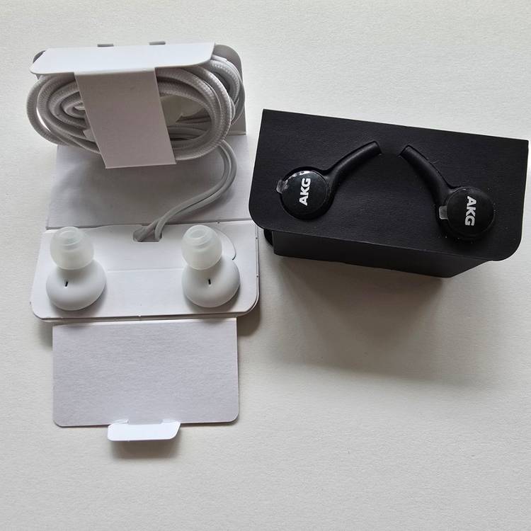 새상품)삼성정품 AKG C타입 유선 핸드폰 갤럭시 이어폰 라디오수신가능--1