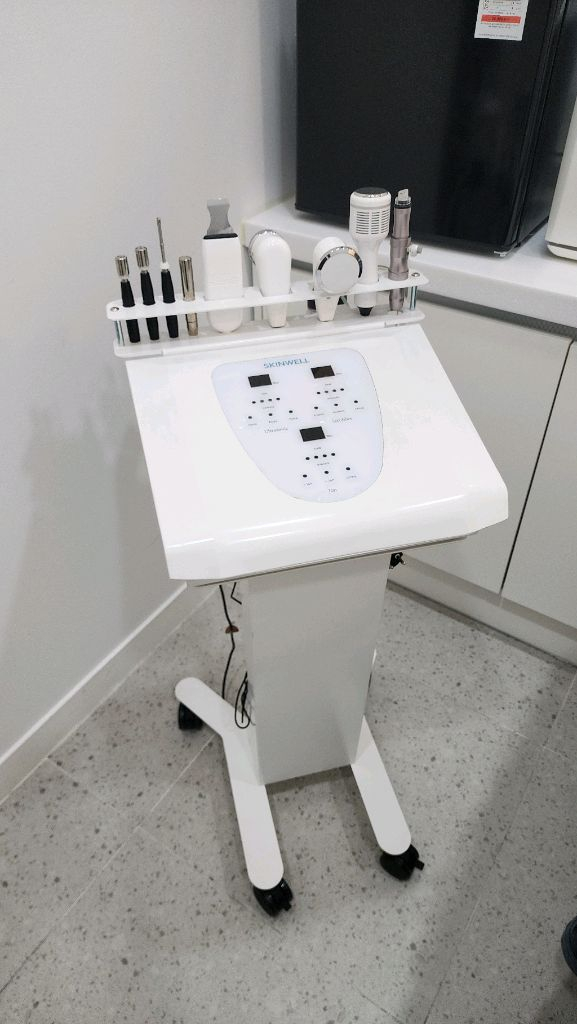 스킨프로플러스 종합미용기기(에스테틱/피부관리기) 이미지