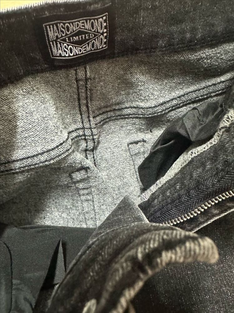(새상품) 메종드몽드 블랙 부츠컷 데님 청바지--6