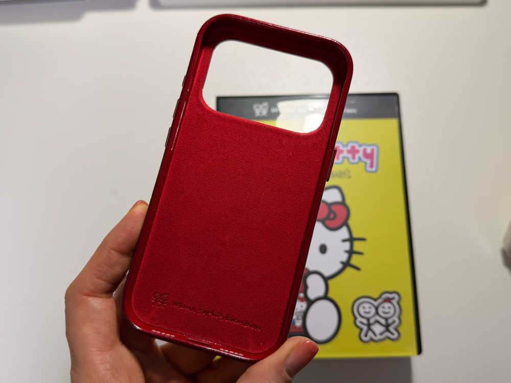 어반소피스티케이션 아이폰 17프로 키티 케이스--2