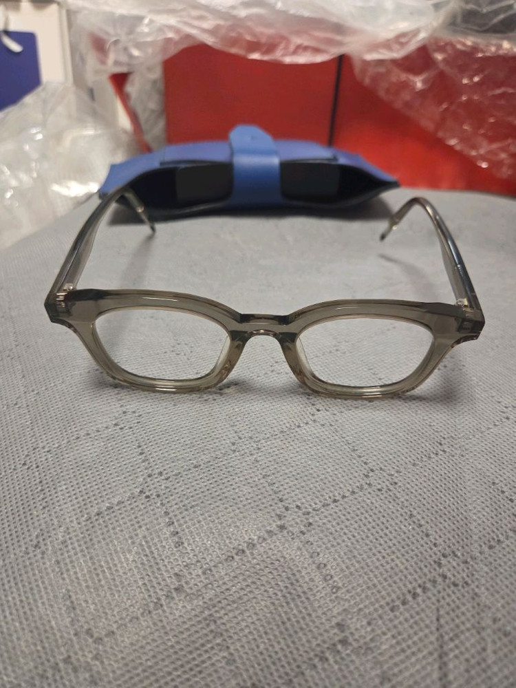 젠틀몬스터 정품 딜레이크 카키 그레이 클리어 안경테 이미지