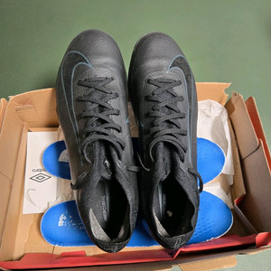 나이키 머큐리얼 베이퍼 16 프로TF 풋살화 265mm팝니다